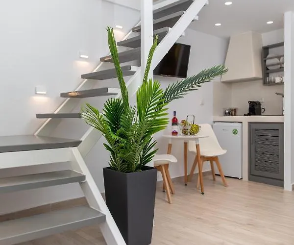 Marina's Appartamento Naxos City